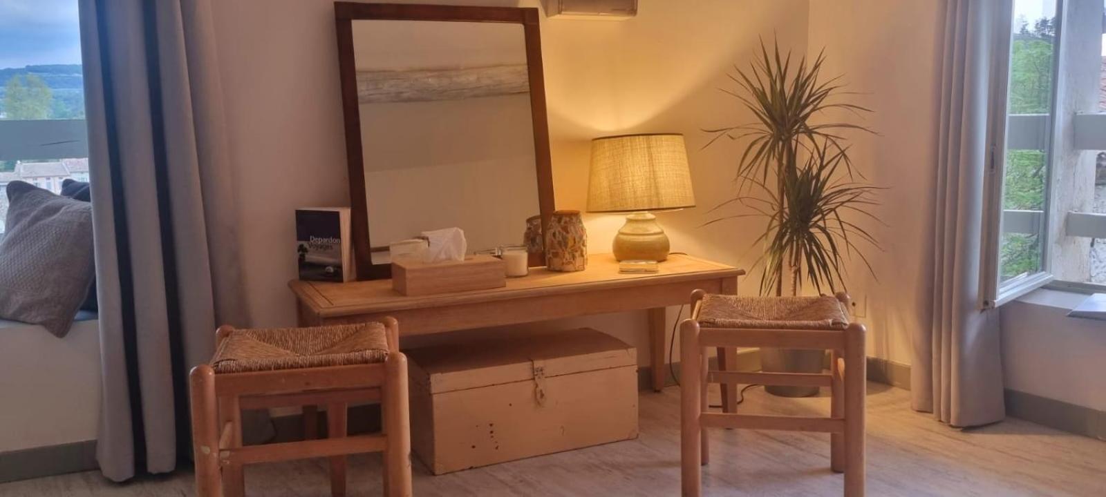 Maison Curieuse Vaison-la-Romaine Oda fotoğraf